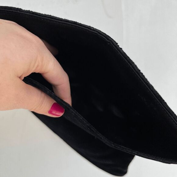 Vintage Velvet Evening Clutch w/ Satin Bow & Rhinestone Accent - Picture 6 of 7